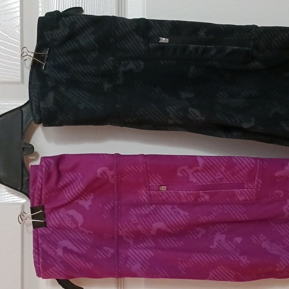 2 Pairs Reebok pink and black womens leggings size M  like new - Picture 5 of 8